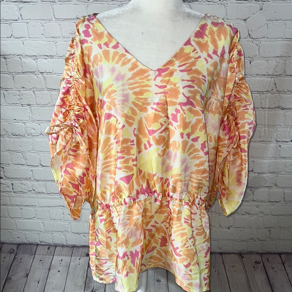 3X JM Collection Floral V-Neck Women's Top - Orange and Pink